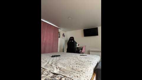 Media: _maybebaby_ Bongacams 2024-11-16 08:24:00