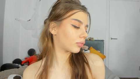 Media: dolly_ll Bongacams 2024-11-17 18:29:00