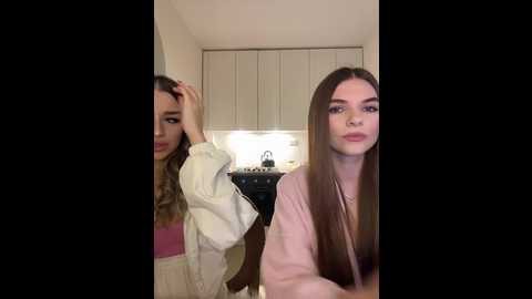 Media: emilyandmira Bongacams 2024-11-17 16:58:00