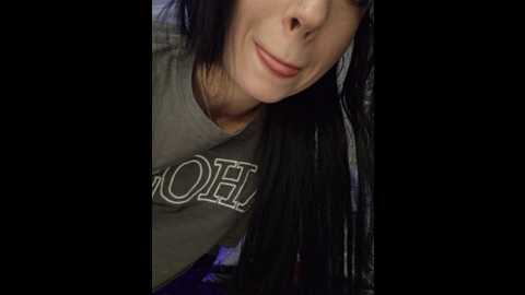 Media: aureliyxxx Bongacams 2024-11-18 02:24:00