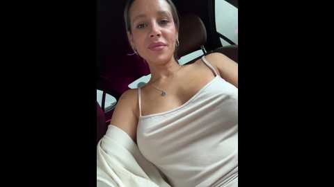 Media: meow_777 Bongacams 2024-11-18 10:25:00