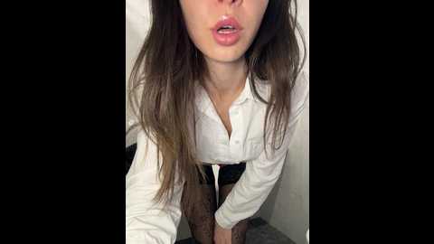 Media: monikayyy Bongacams 2024-11-19 19:14:00
