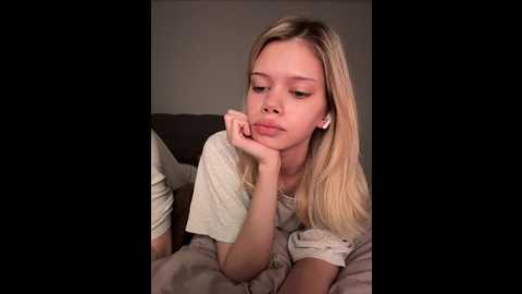 Media: chansetolove Bongacams 2024-11-20 12:47:00
