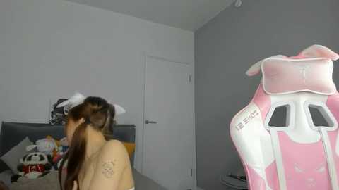 Media: dolly_ll Bongacams 2024-11-20 11:33:00