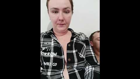 Media: grey_family Bongacams 2024-11-20 09:59:00