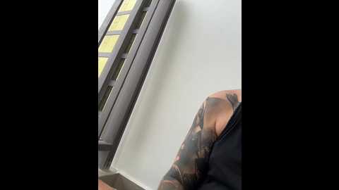 Media: twins666 Bongacams 2024-11-20 02:59:00