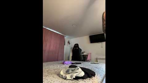 Media: _maybebaby_ Bongacams 2024-11-23 10:03:00