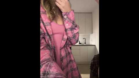 Media: emilyandmira Bongacams 2024-11-24 20:01:00
