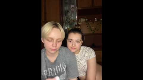 Media: kittycolorfull Bongacams 2024-11-24 20:28:00