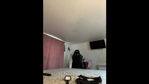 Media: _maybebaby_ Bongacams 2024-11-26 08:43:00