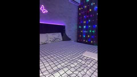 Media: butttfly Bongacams 2024-11-26 02:44:00