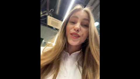 Media: adelaida1001 Bongacams 2024-11-28 08:28:00