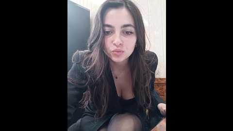 Media: nikkysecrets Bongacams 2024-11-28 05:25:00