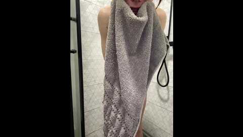 Media: gummy_bears Bongacams 2024-12-01 21:10:00