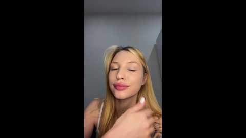 christi_candy @ bongacams on 20241205