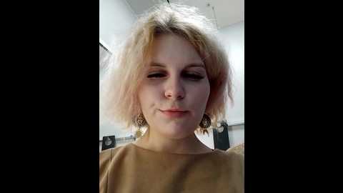 Media: marie_outdoor Bongacams 2024-12-06 11:25:00
