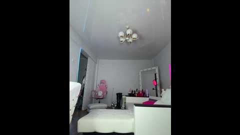 Media: cristalkate Bongacams 2025-05-27 14:25:00