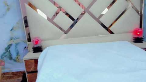 innocent_looks @ bongacams on 20250529
