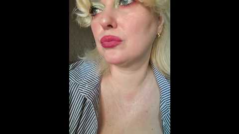 janna37 @ bongacams on 20250601