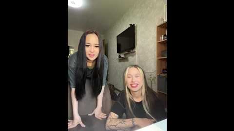 Media: myyyfacts Bongacams 2025-06-01 09:57:00