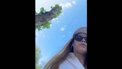 adelaida1001 @ bongacams on 20250602