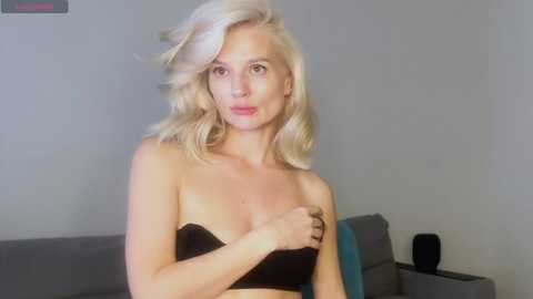 Media: _molly_ Bongacams 2025-06-03 20:58:00