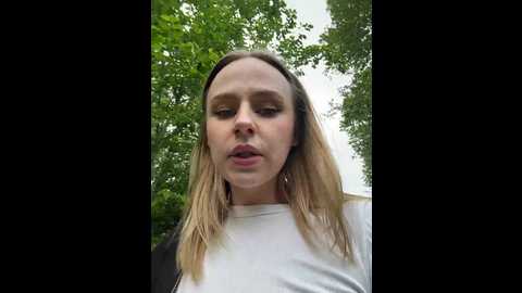 elegantbabe @ bongacams on 20250606