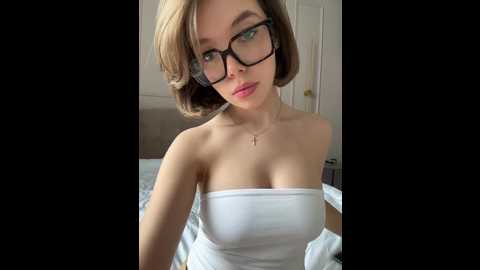 _alessandra @ bongacams on 20250607