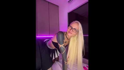 Media: lovetwins Bongacams 2025-06-07 01:45:00