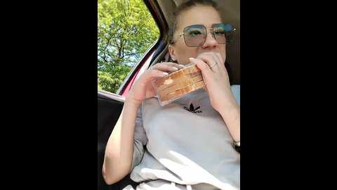 2laski2 @ bongacams on 20250608