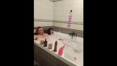 family2020 @ bongacams on 20250611