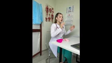 adelaida1001 @ bongacams on 20250612