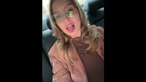 sweetpeach77 @ bongacams on 20250612
