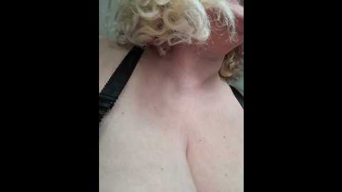 janna37 @ bongacams on 20250615