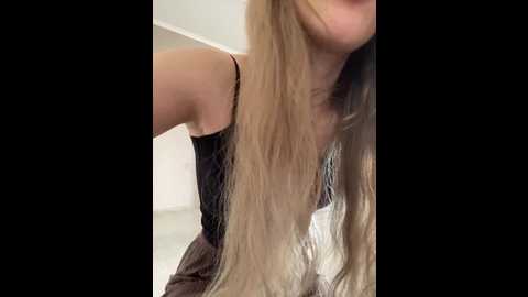 lunaluxseri @ bongacams on 20250615