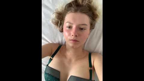 Media: nezukoo Bongacams 2025-06-15 10:05:00
