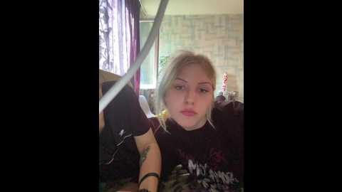 emosexxx @ bongacams on 20250616