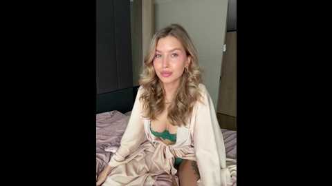 sweetpeach77 @ bongacams on 20250619