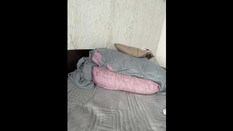 ylia2111_1 @ bongacams on 20250621