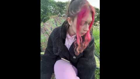 Media: luckystar Bongacams 2025-06-22 00:44:00