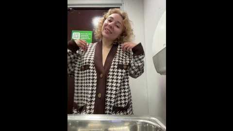 Media: janchi_ Bongacams 2025-06-23 17:07:00