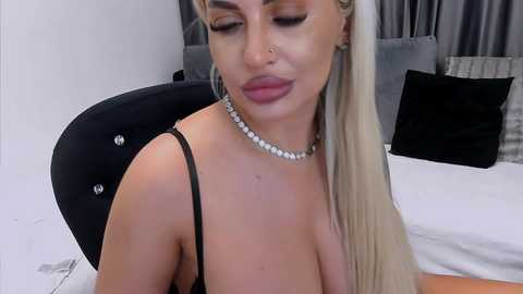 lovelyblondyx @ bongacams on 20250624