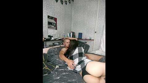 Media: sexicoupl Bongacams 2025-06-24 21:29:00