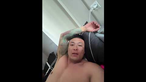 maxkrisry @ bongacams on 20250625