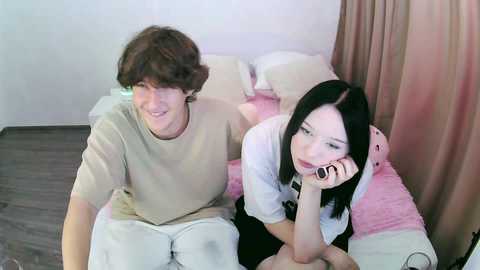 Media: elliott_white Bongacams 2025-07-01 05:15:00