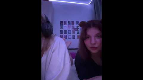 molly_and_ewa @ bongacams on 20250702