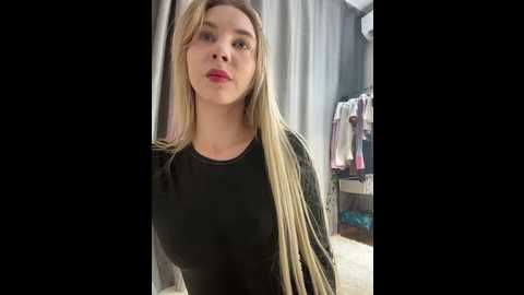 Media: emmacrystall Bongacams 2025-07-03 17:24:00