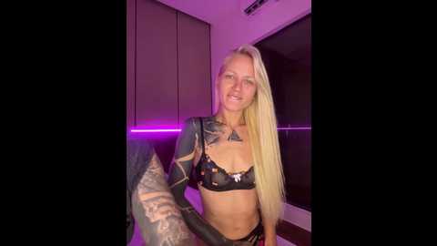 Media: lovetwins Bongacams 2025-07-04 00:48:00