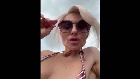 _molly_ @ bongacams on 20250711