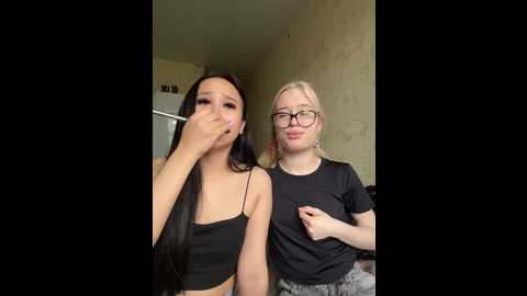 emyeva @ bongacams on 20250712